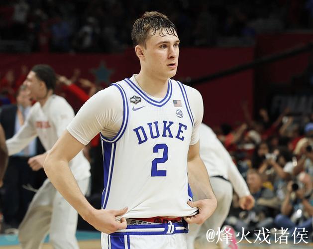 克莱三分里程碑26+6 独行侠主场狂胜爵士