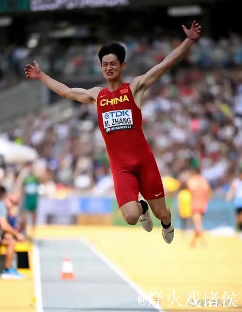 谋突破改动作磨细节防伤病 张溟鲲稳得住才跳得远 谋突破改动作磨细节防伤病 张溟鲲稳得住才跳得远